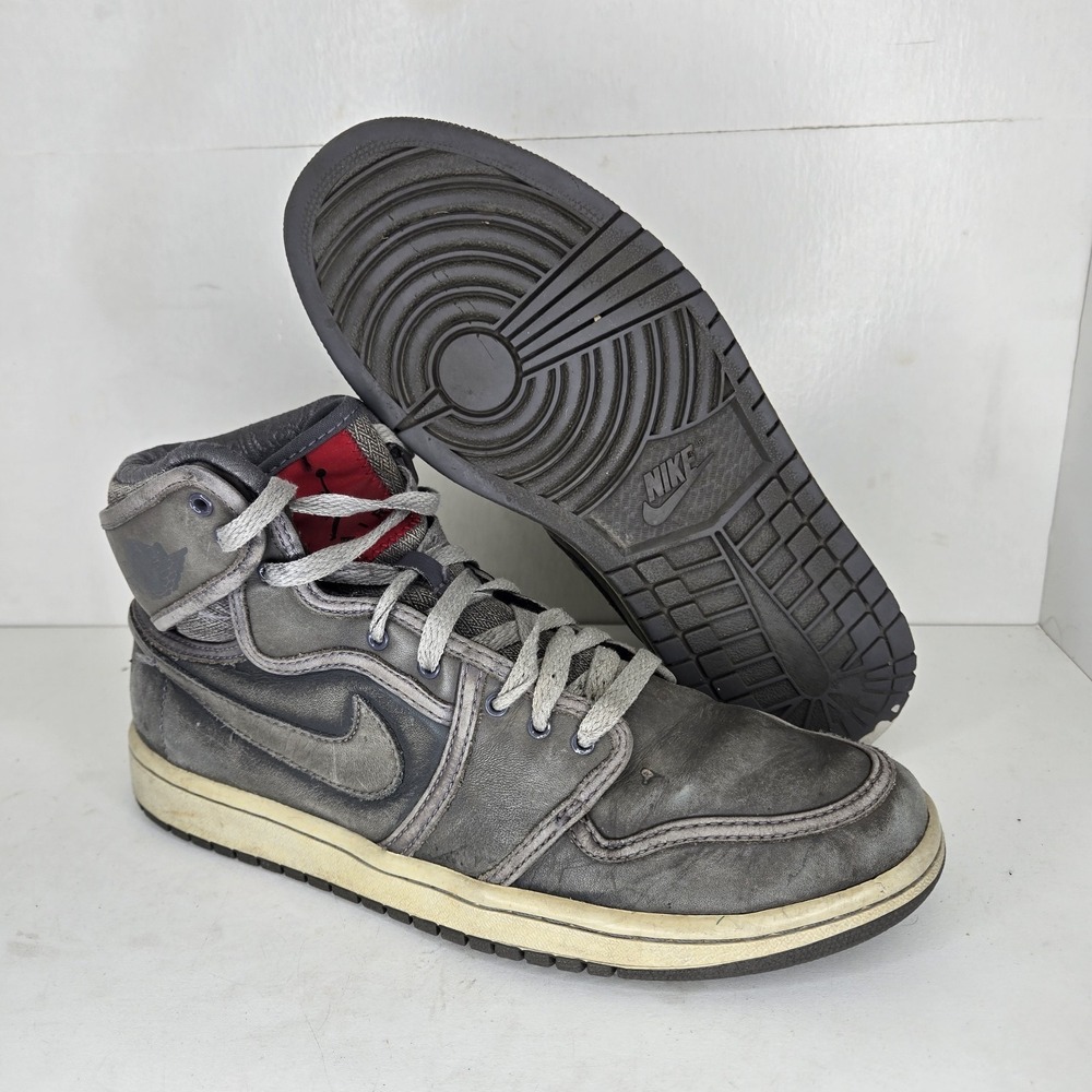 AJKO Premium 'Graphite' 503539 001 Lt Graphite/Neutrl Grey-Varsity Red‎ Size 8.5 - Picture 4 of 8